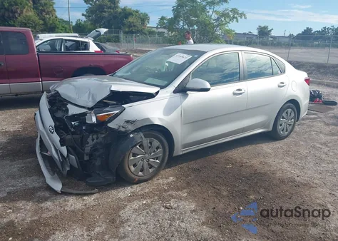 2020 Kia Rio S z USA, uszkodzony, nr VIN 3KPA24AD4LE354638